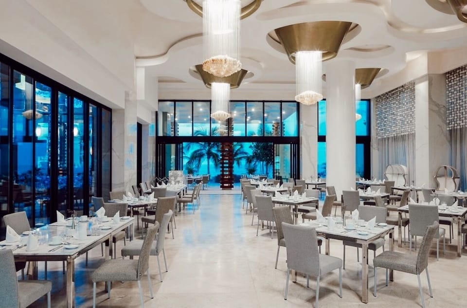 Banquet hall
