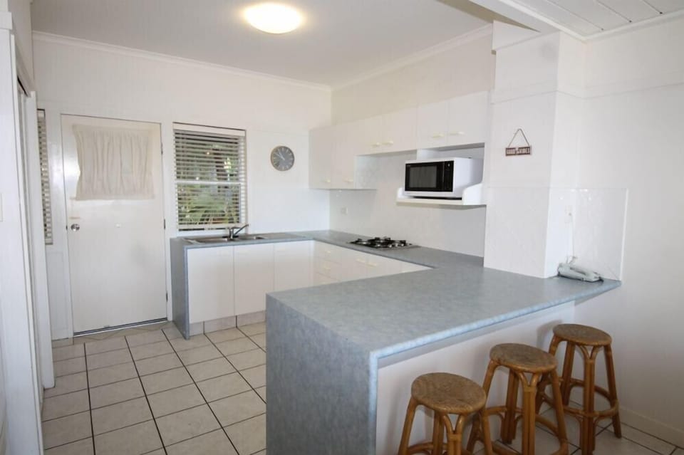 Villa 40 Kitchen