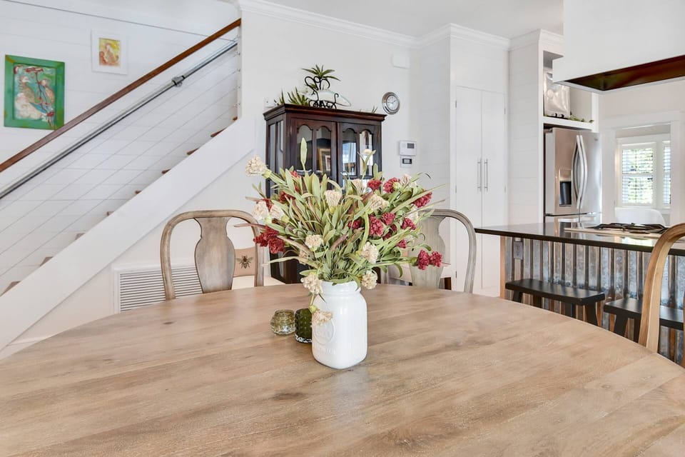 Circular dining table for meals with family and friends