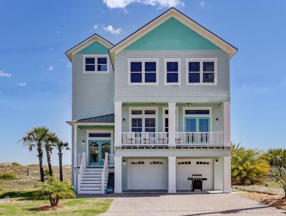 Mermaid Castle Property View