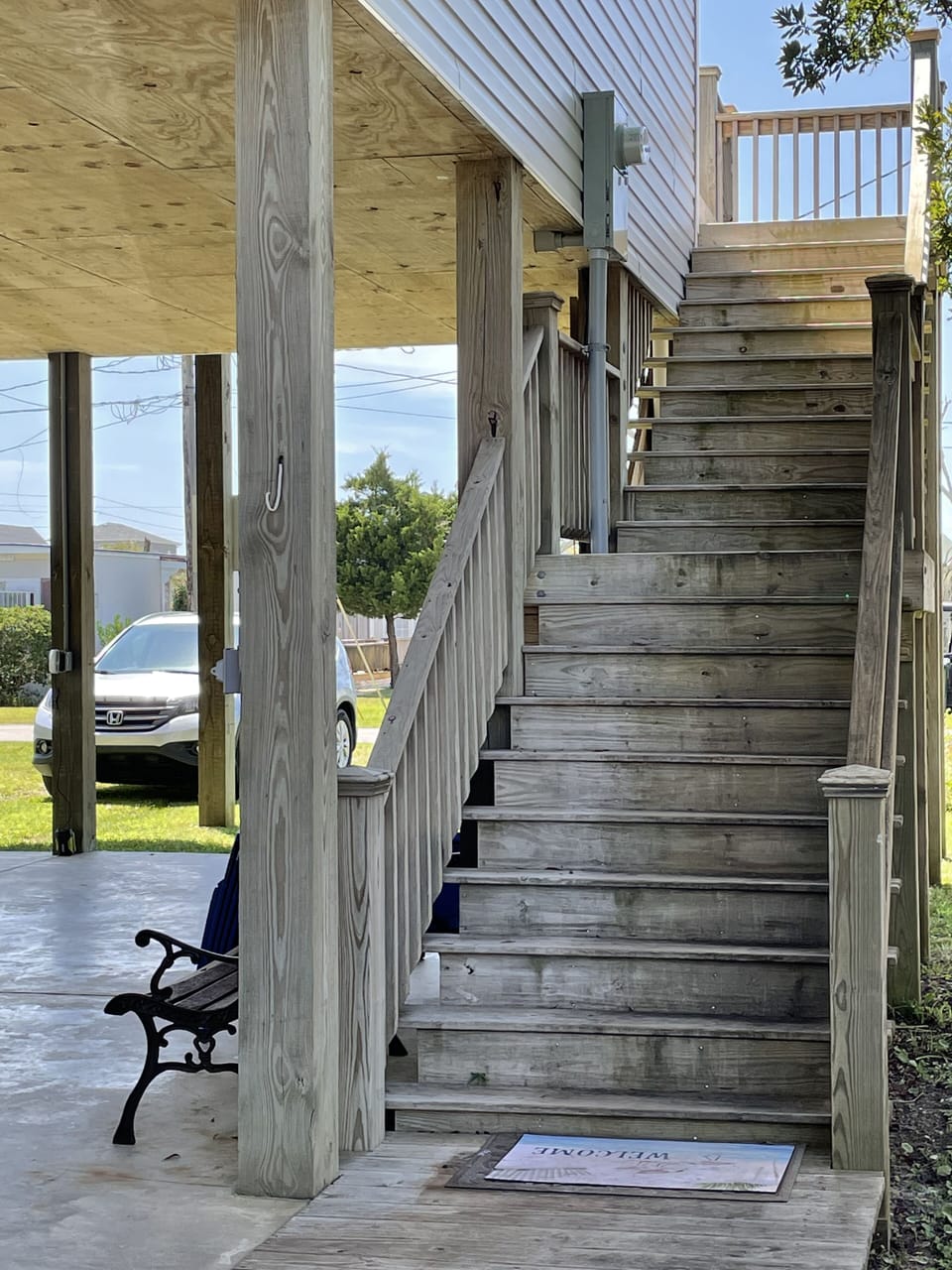 Twenty, large wide steps up to the house. Then everything is on one floor.