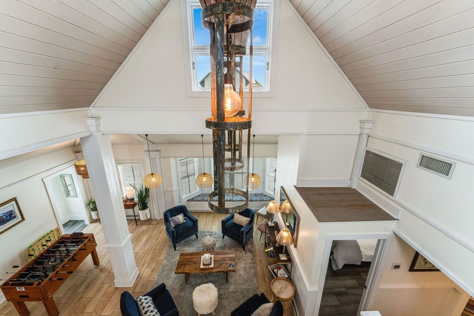 2nd floor is an open loft, no door