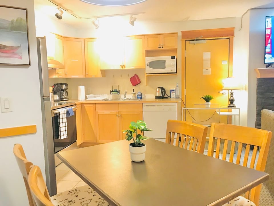 Dinning Table