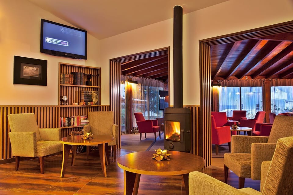 Hungry? Enjoy a delicious meal at the on-site restaurant.