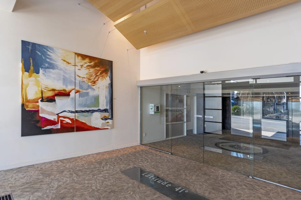 Building foyer & elevator area