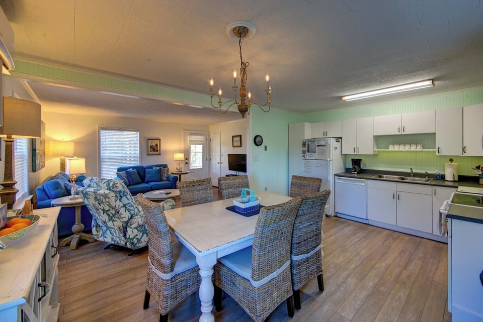 Dining Area Kitchen