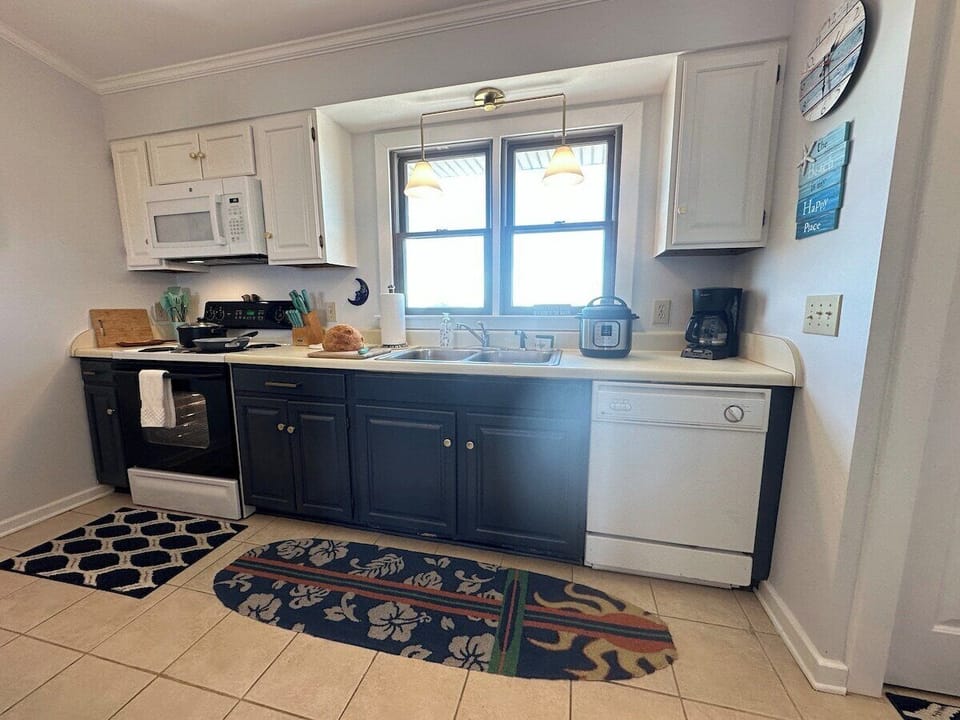 Full well equiped kitchen. 