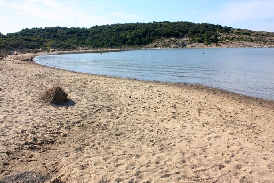 Nearby beaches