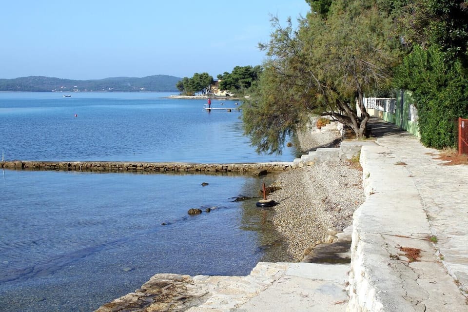 Nearby beaches