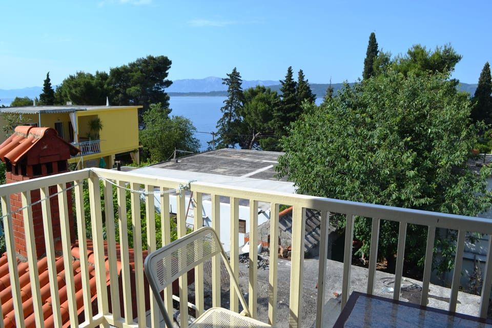 Balcony 1