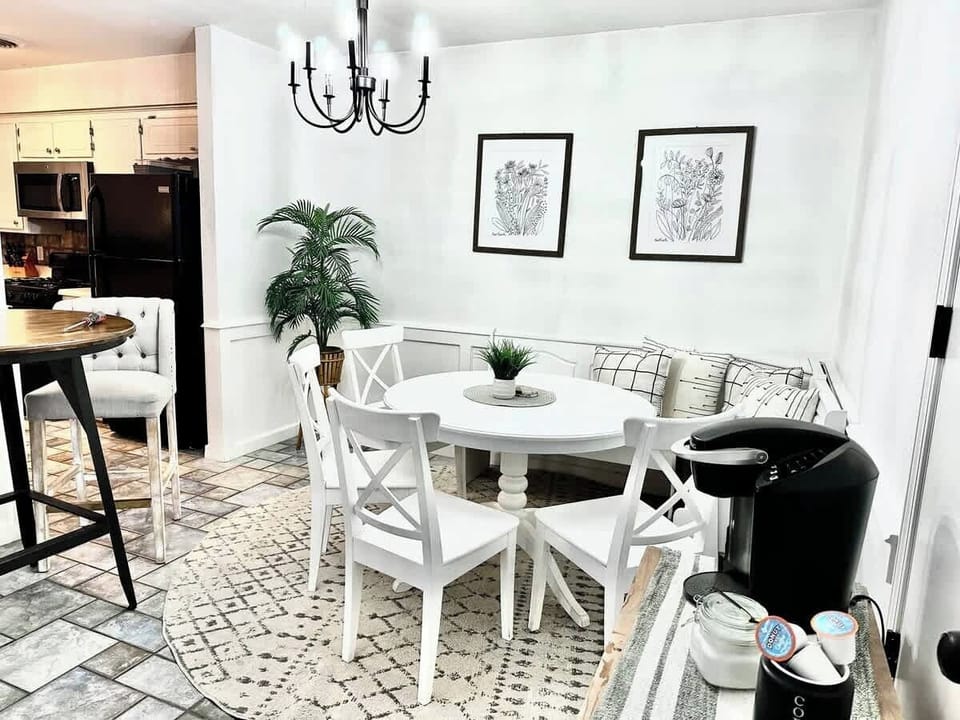 Dining Room with extra seating for large families. Enjoy your morning complimentary coffee!