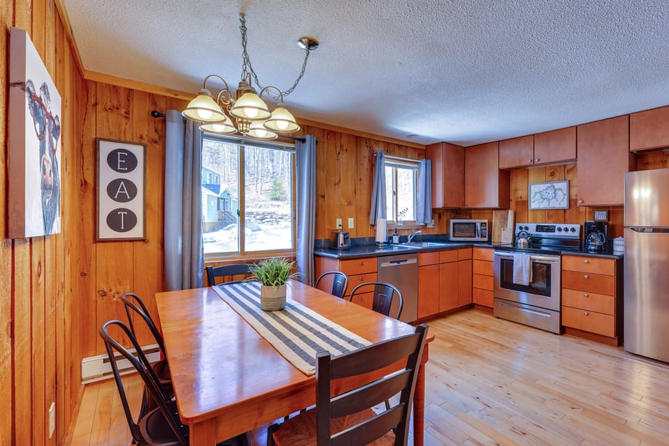 Dining Area | Kitchen | Cooking Basics