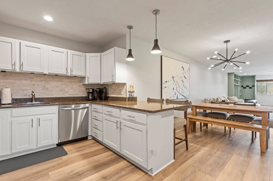 Prospector Lodge 536: Fully equipped kitchen