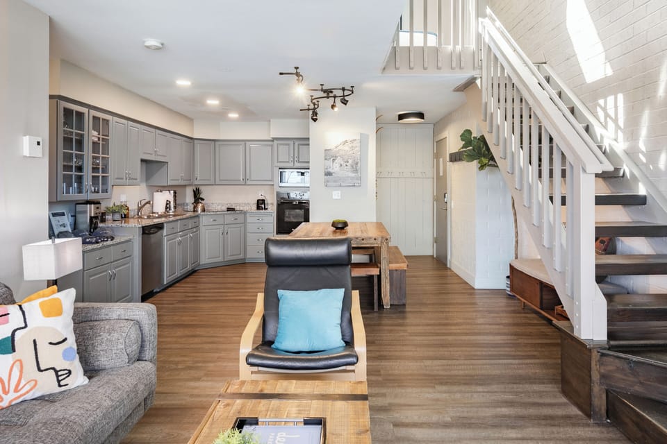 Open floor plan.