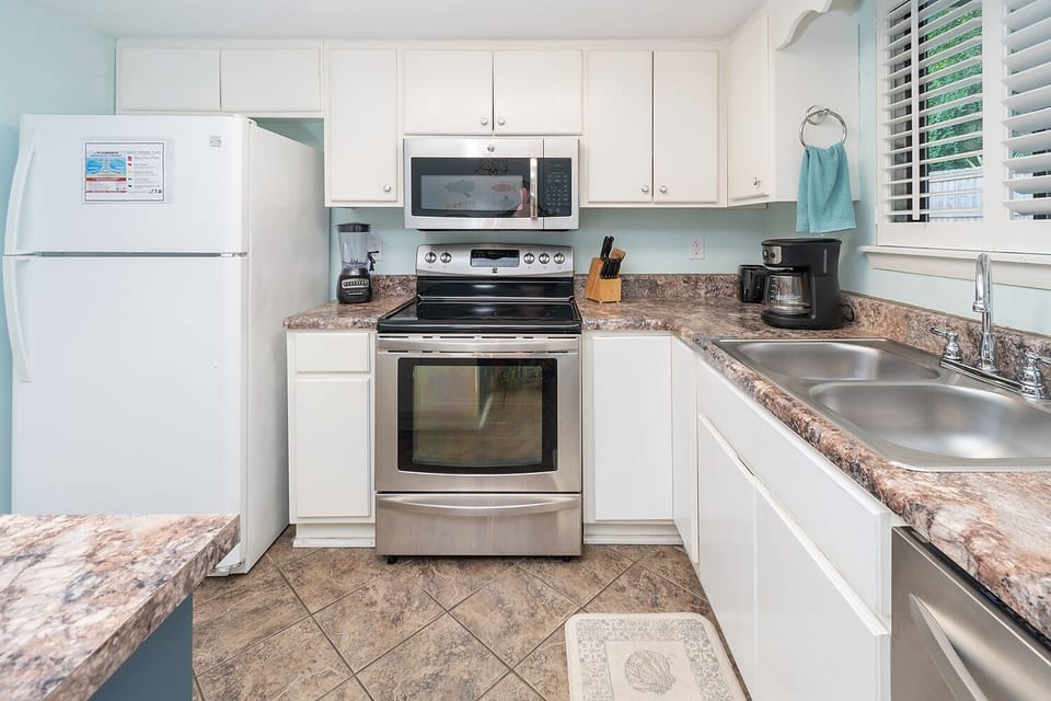 kitchen is fully equipped and stocked to make cooking easy