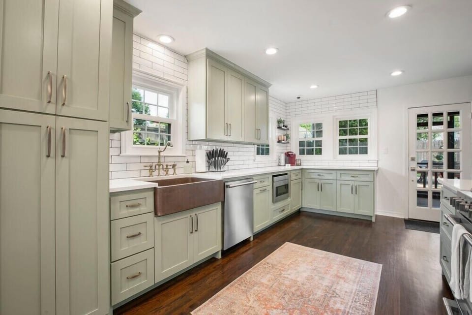 Fully equipped and spacious kitchen