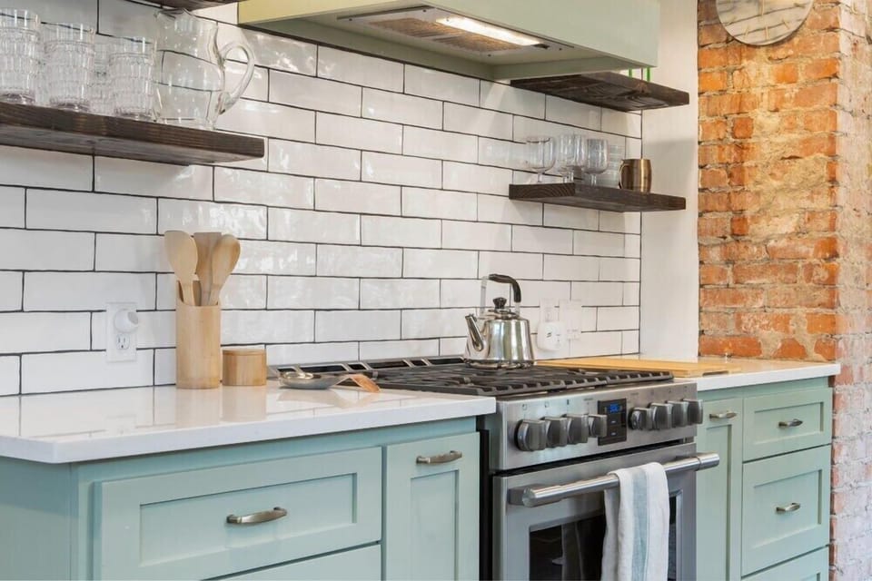 Fully equipped and spacious kitchen