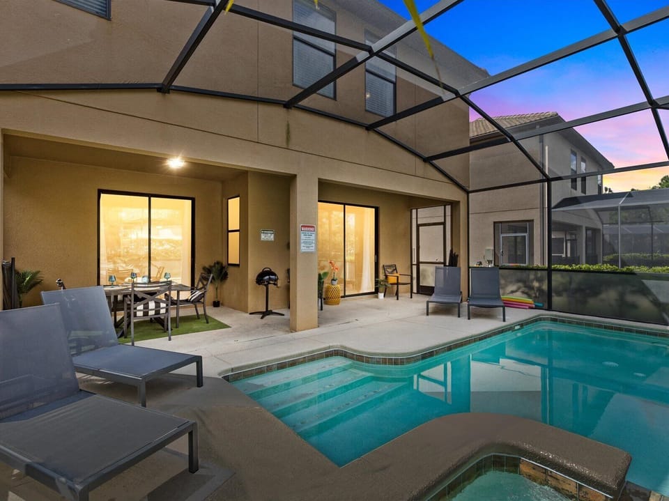 Pool deck