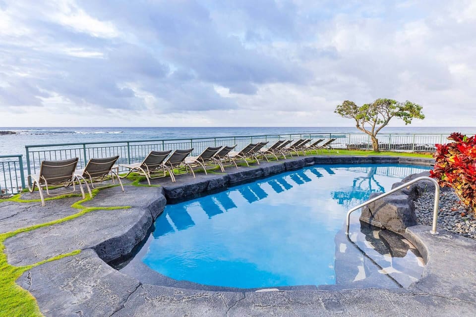 Pool overlooking the Ocean