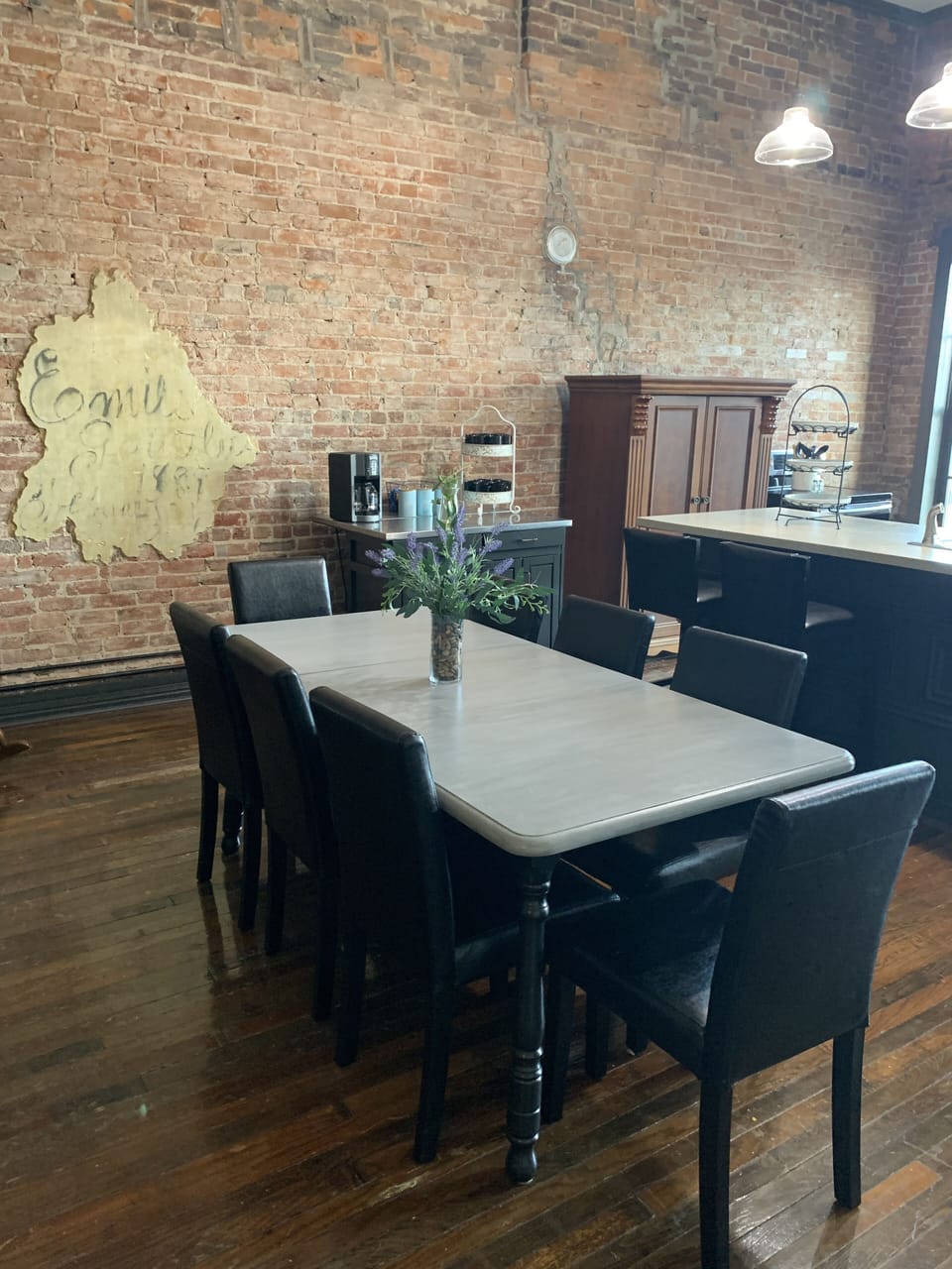 Dining area seats 8