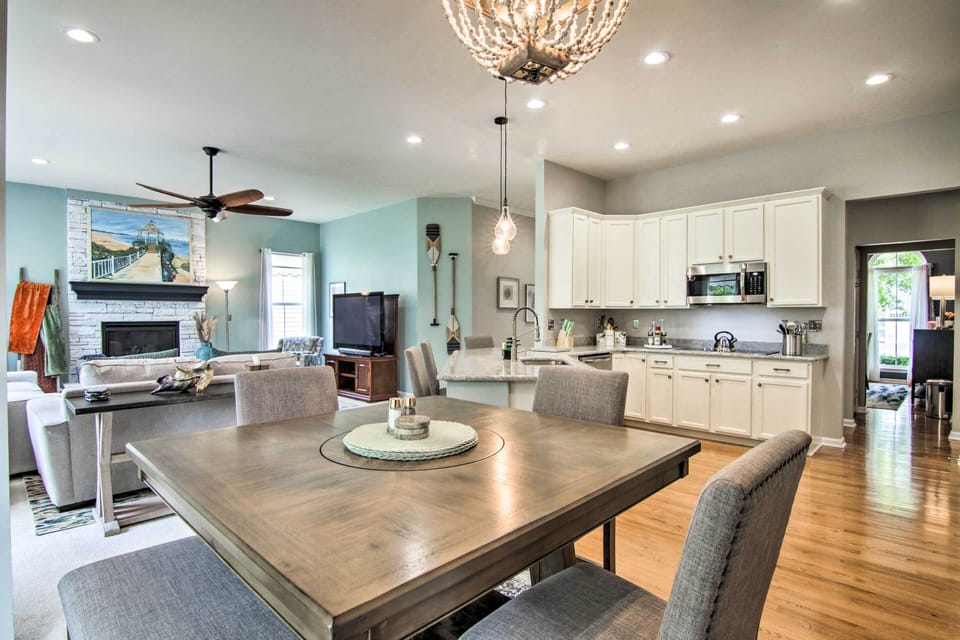 Kitchen | Dishware/Flatware