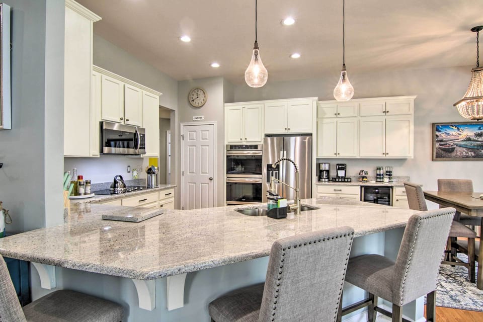 Kitchen | Fully Equipped | 1st Floor