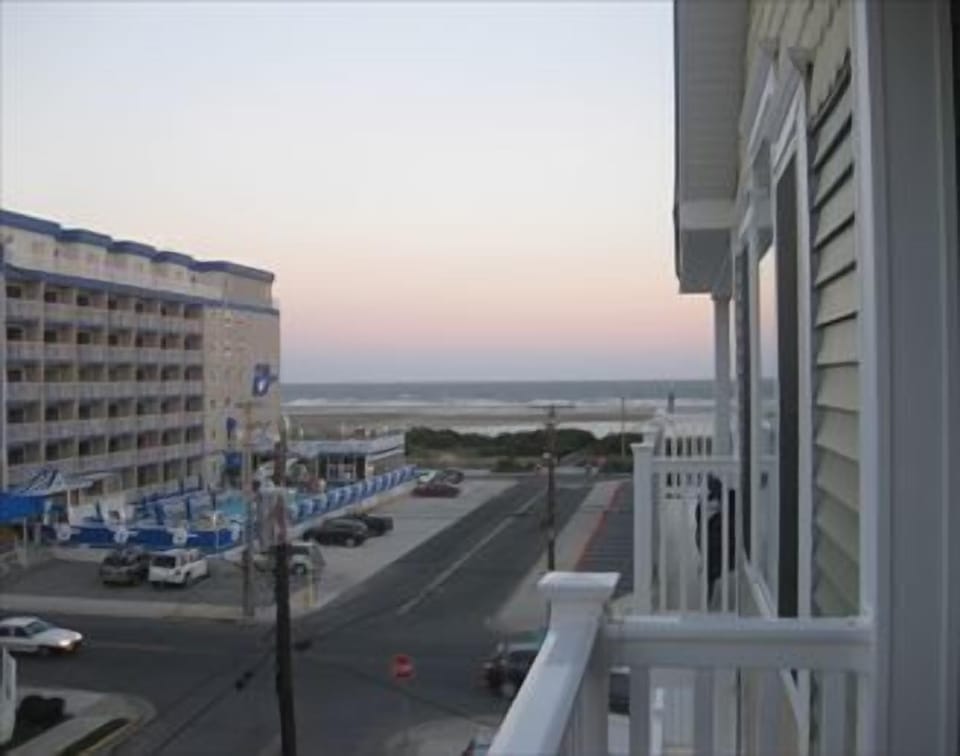 Photo 4