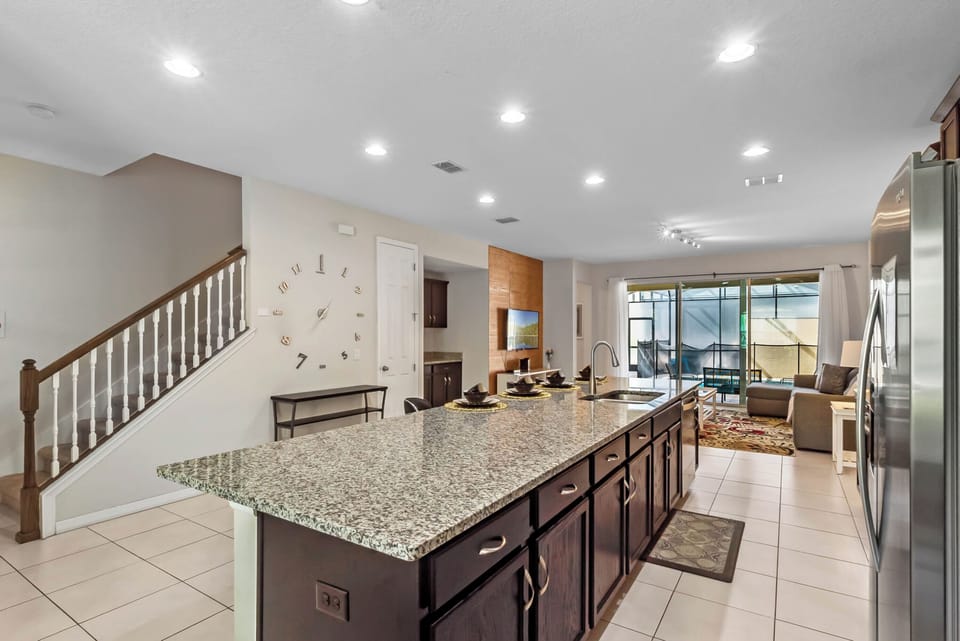 1564 Carey Palm Circle (8).jpg