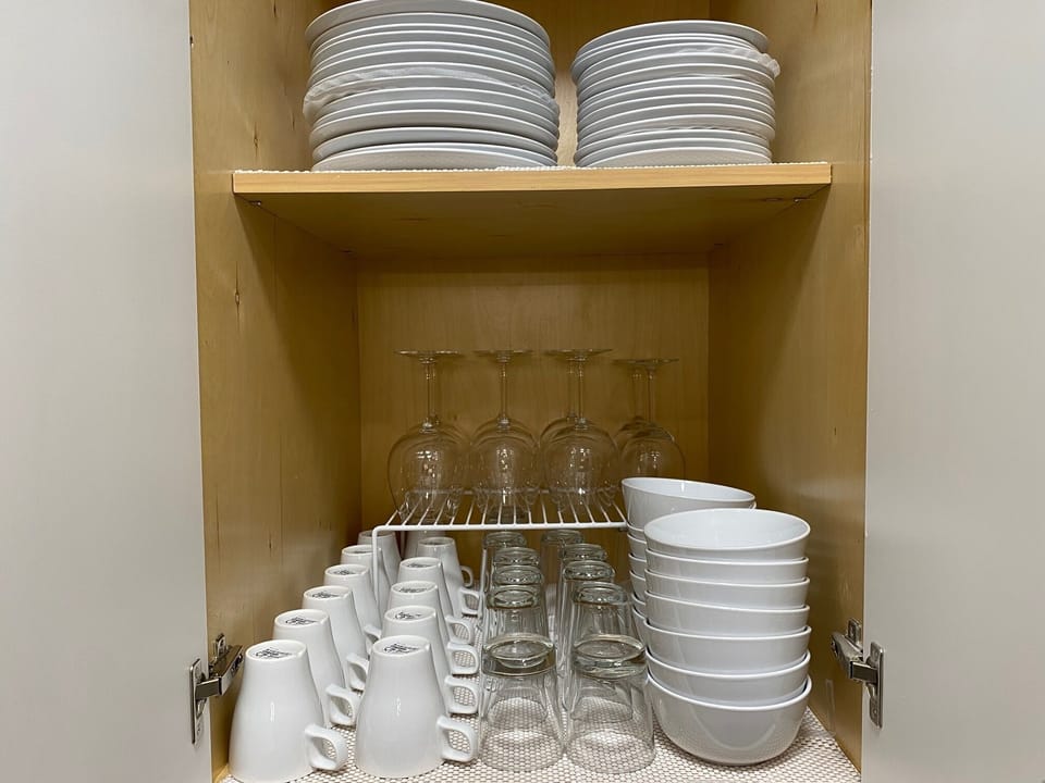 Dinnerware for 8 people