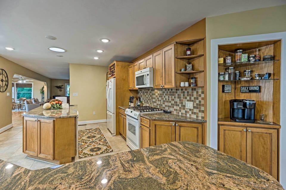 Kitchen | Fully Equipped | Cooking Basics