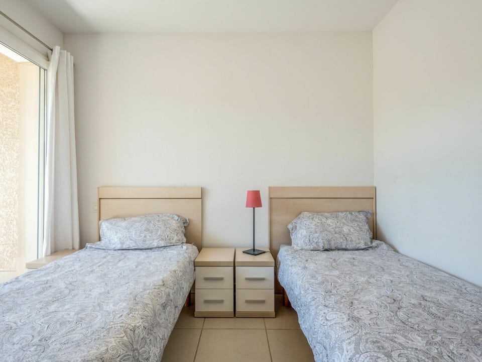Furniture, Building, Comfort, Wood, House, Bed Frame, Flooring, Interior Design, Window