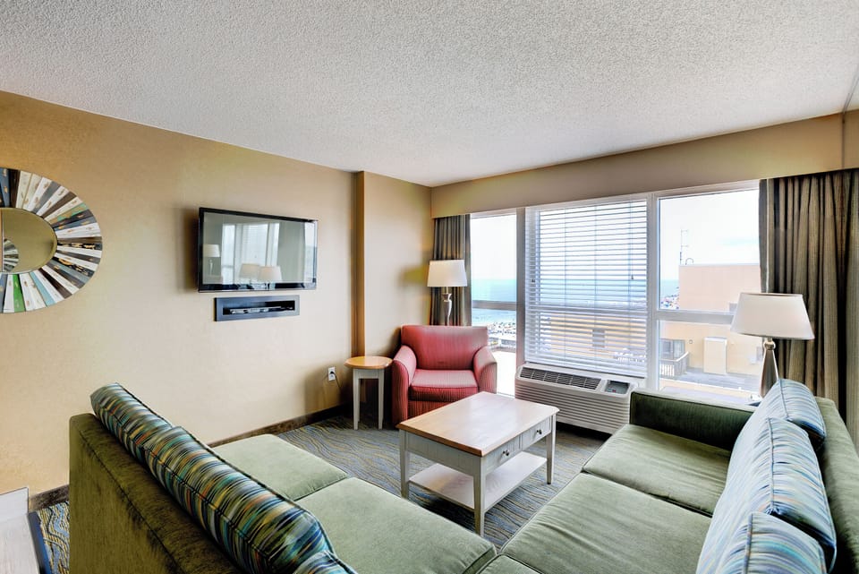 Spacious living area, a perfect place to relax after an eventful day!