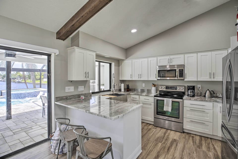 Kitchen | Drip Coffee Maker | Knife Set | Electric Kettle