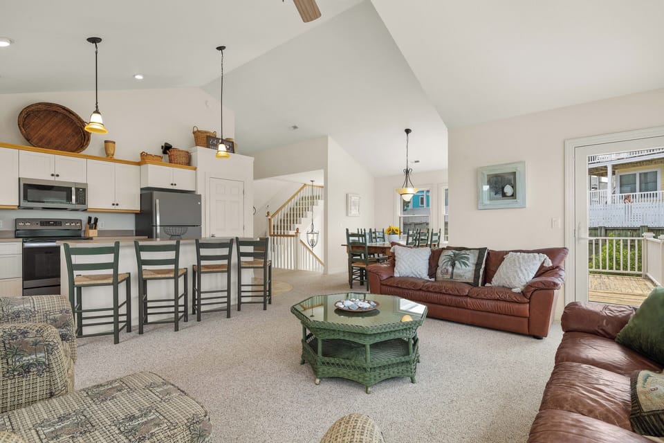 Great Room - Top Level