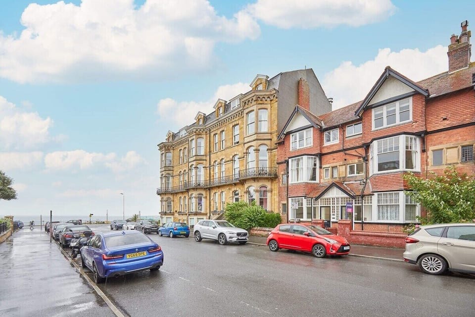 The Avenue Victoria Apartment, Scarborough - Stay North Yorkshire