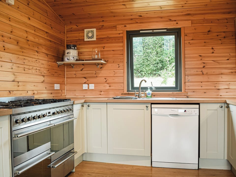Kitchen | The Lodge, Drayton