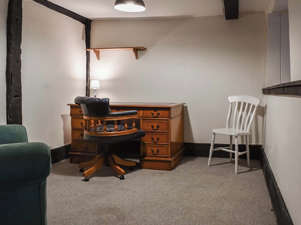 Downstairs cwtch office | Lower Farm, Lower Farm 