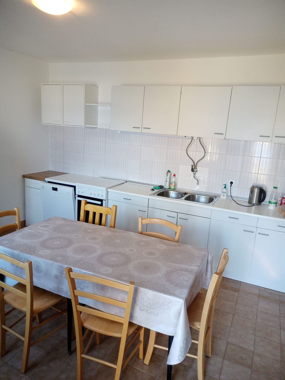 Kitchen 1