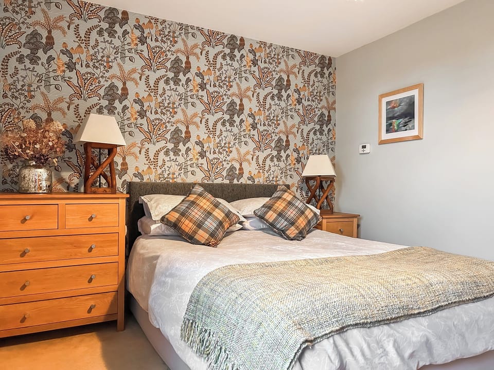 Double bedroom ground floor | Sheildaig Cottage Annexe, St Cyrus, near Montrose