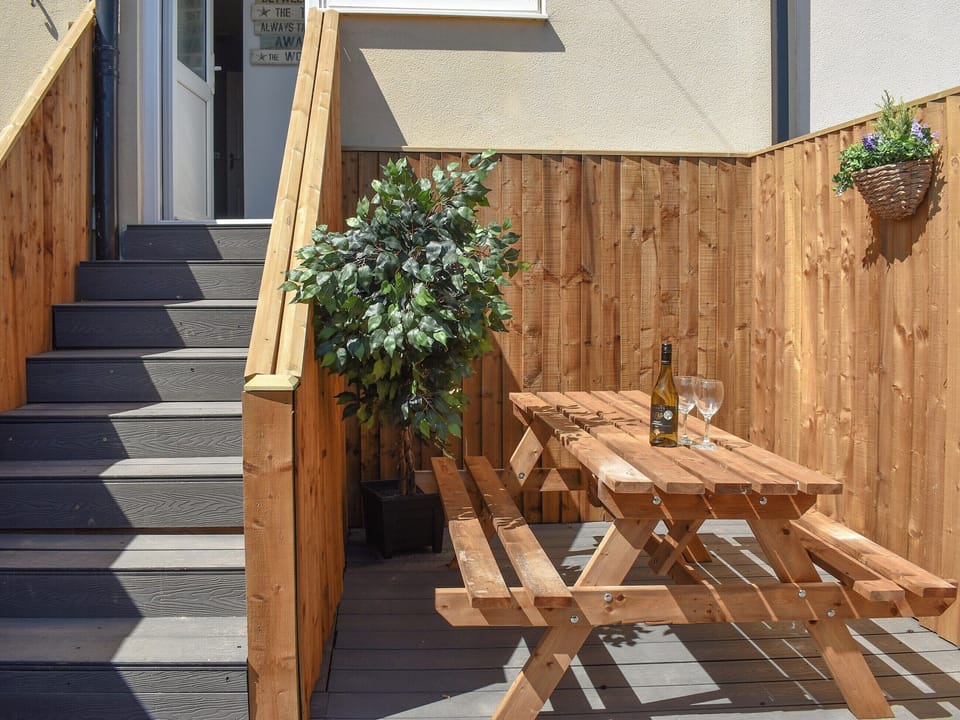 Sitting-out-area | Seaview House, Thornton-Cleveleys, near Blackpool