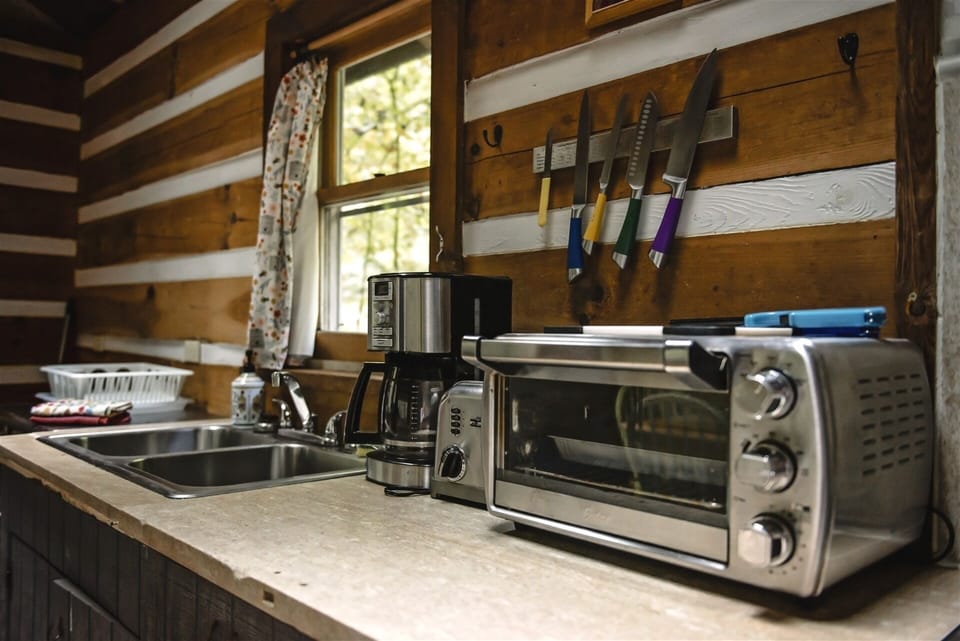 Simple, handy kitchen appliances for your use