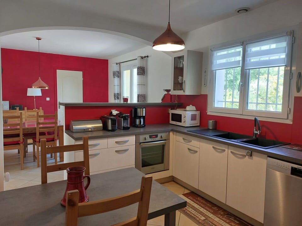 Furniture, Kitchen, Kitchen Appliance, Flooring, Countertop, Interior Design, Major Appliance, Cabinetry, Floor, Ceiling