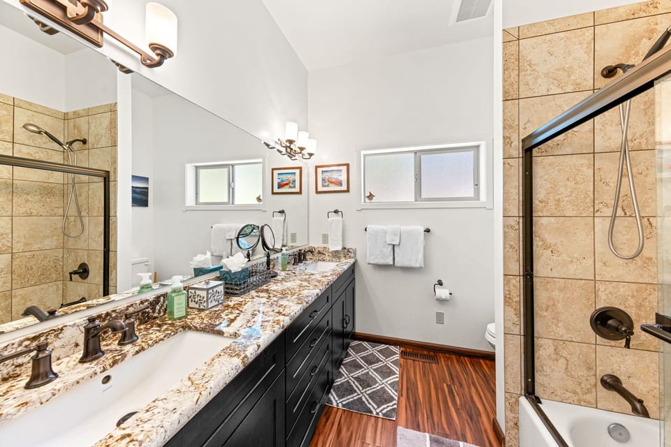 Ensuite Bathroom off Primary Bedroom