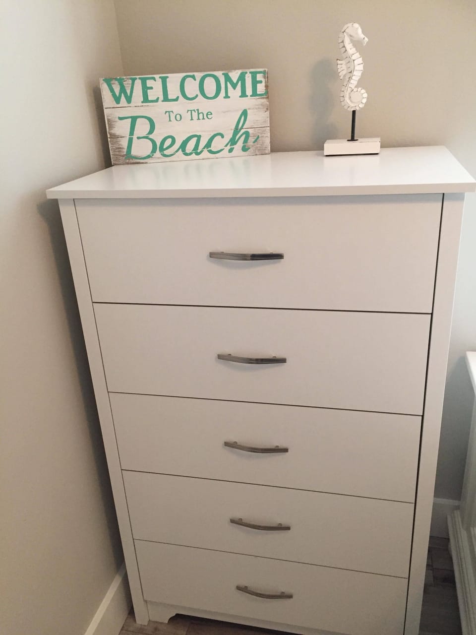 Dresser