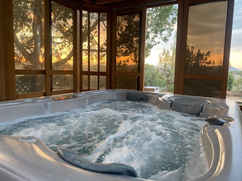Indoor spa tub