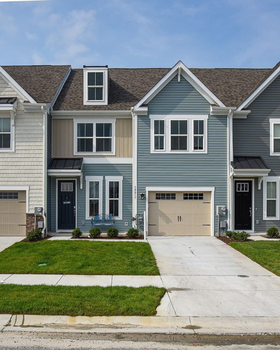 Brand new townhouse in Bishop's Landing