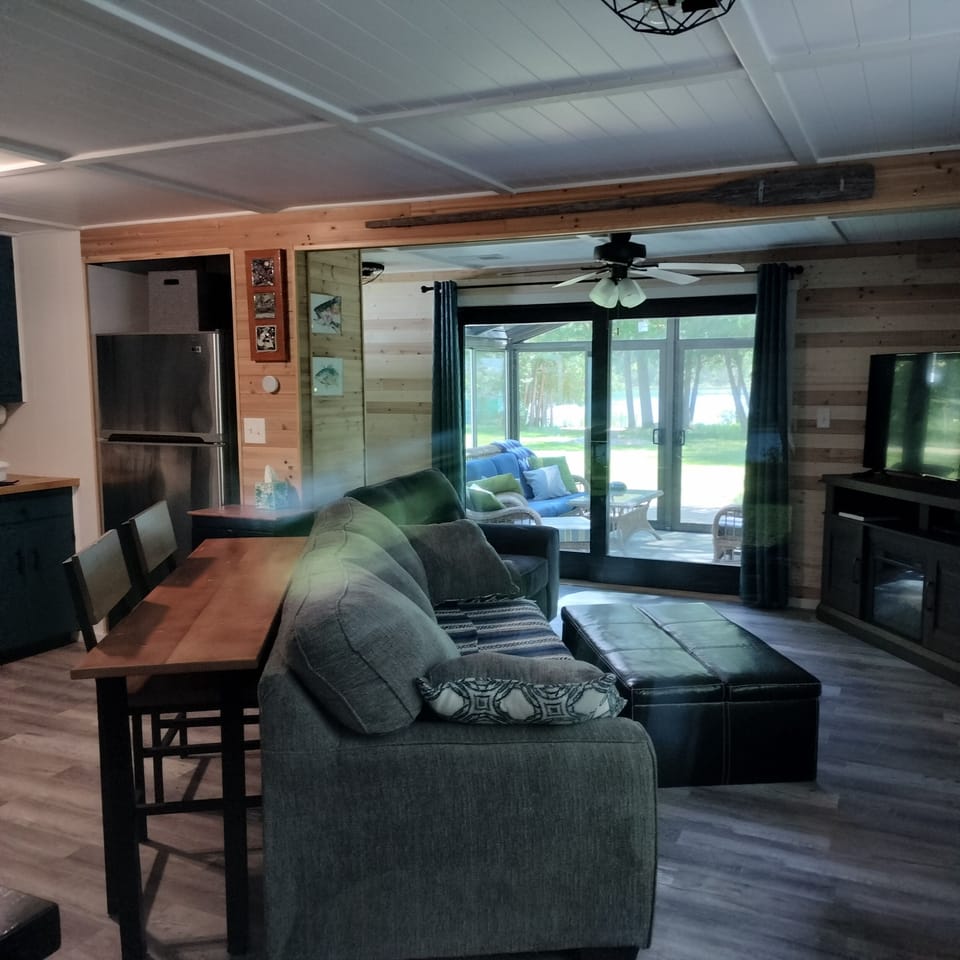 Livingroom and part of kitchen 