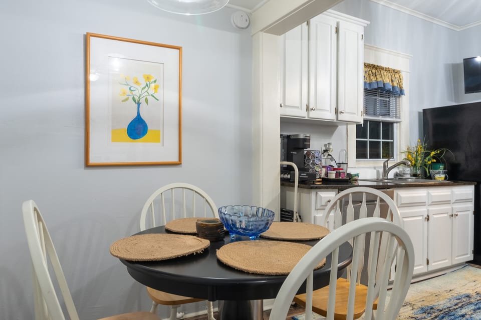 Kitchen Table w/ Seating