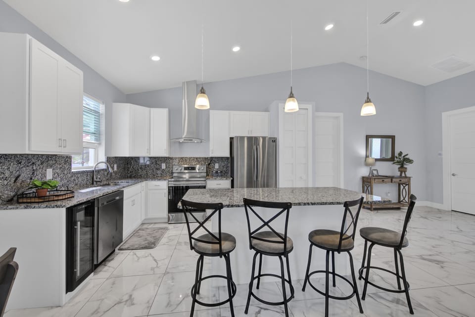 Large kitchen island for breakfast! 