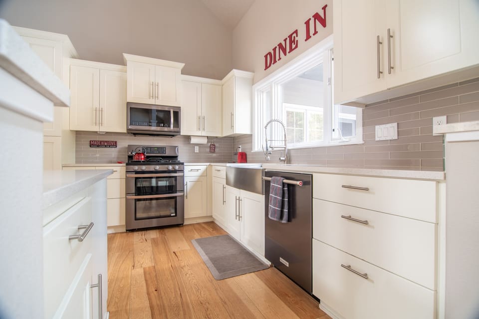 Fully stocked gourmet kitchen